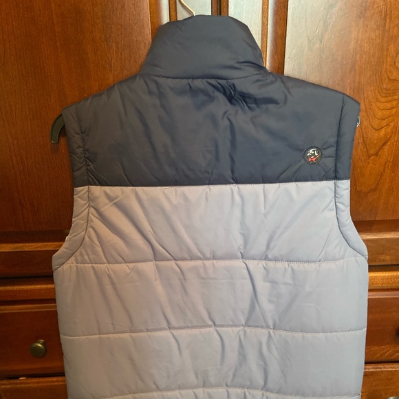 Men’s small southern proper puffer vest - Picture 3 of 3